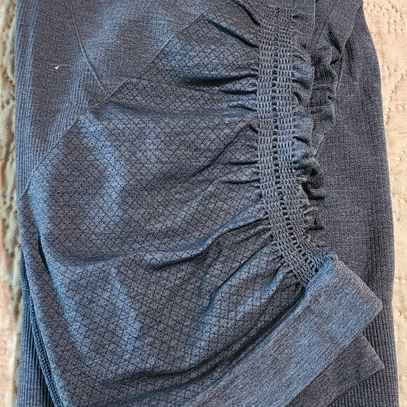 Lululemon Cropped Leggings women 6 On The Flow black - Picture 3 of 10